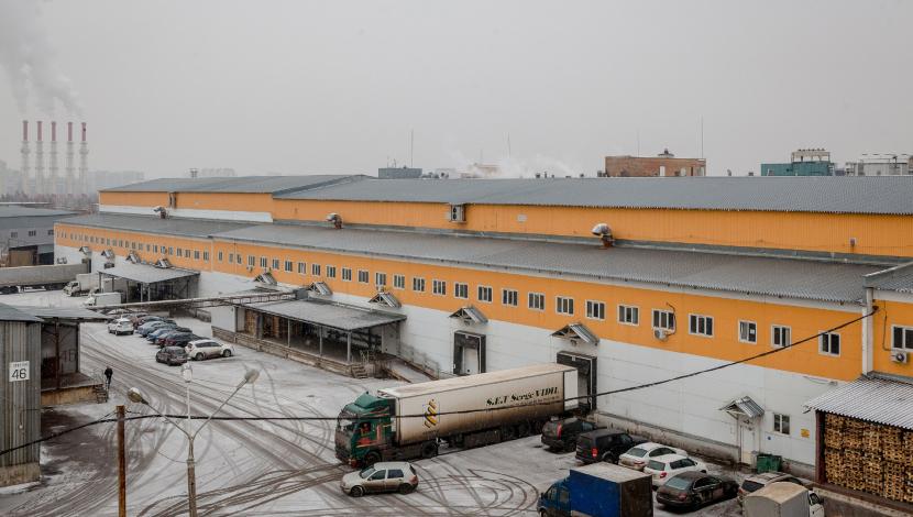 Парковки для легковых и грузовых автомобилей